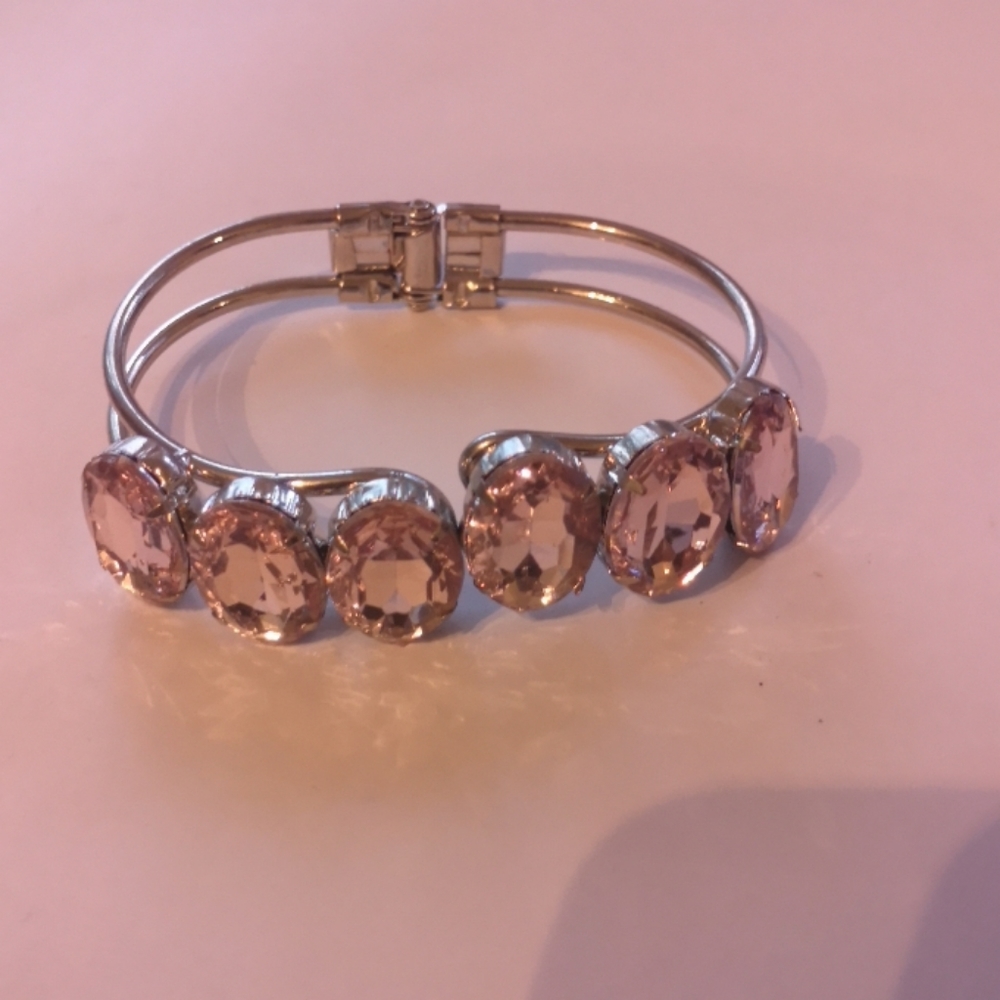 Bracelett